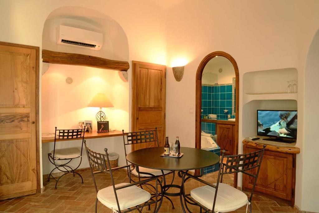 Hotel Le Belvedere Porto-Vecchio  Exteriör bild